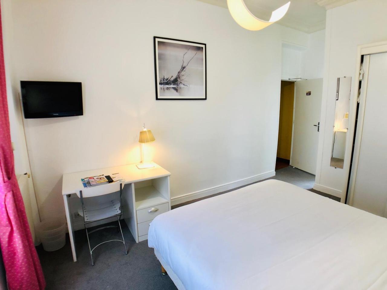 Cit'Hotel Le Volney Saumur Kültér fotó