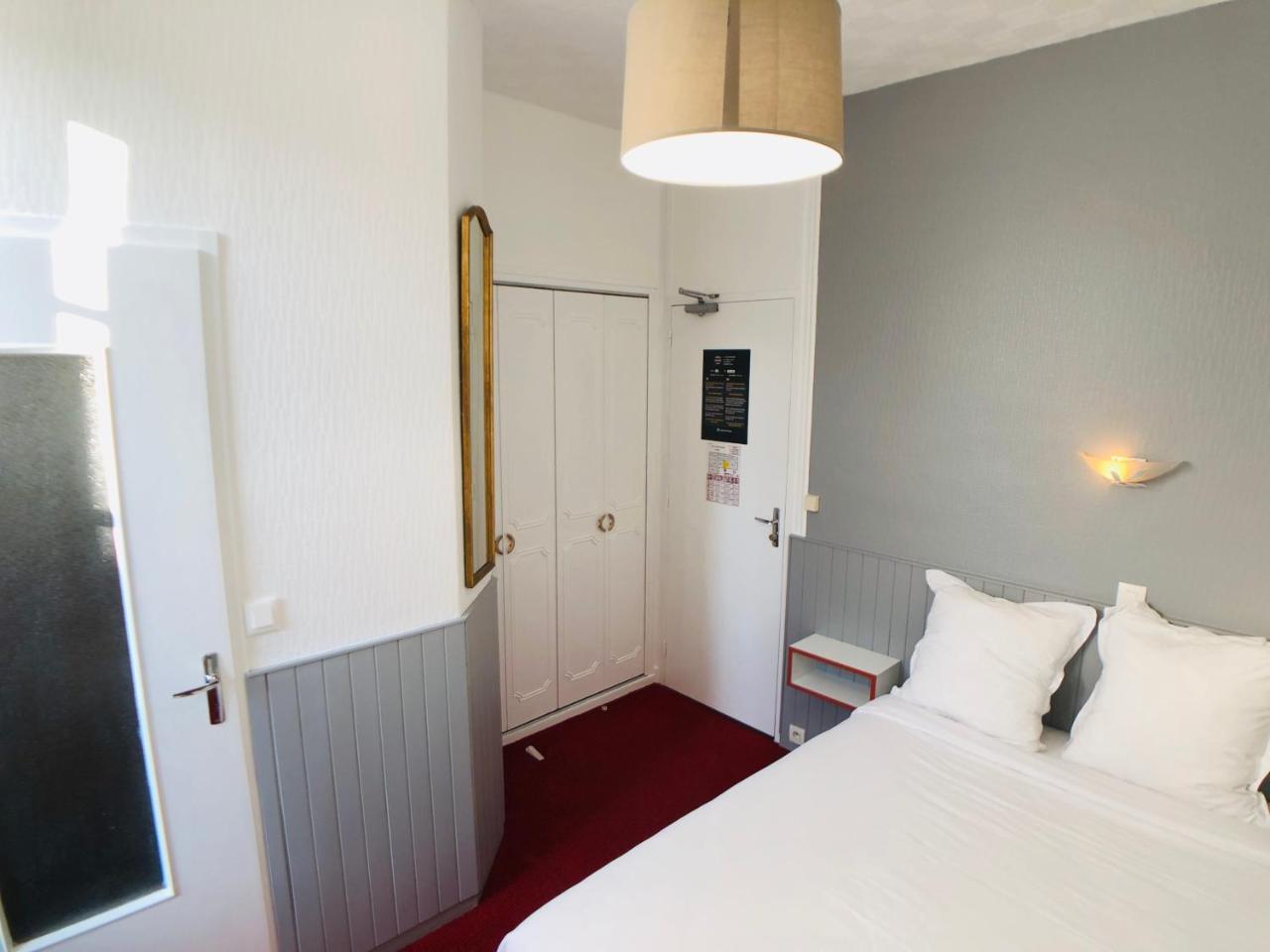 Cit'Hotel Le Volney Saumur Kültér fotó