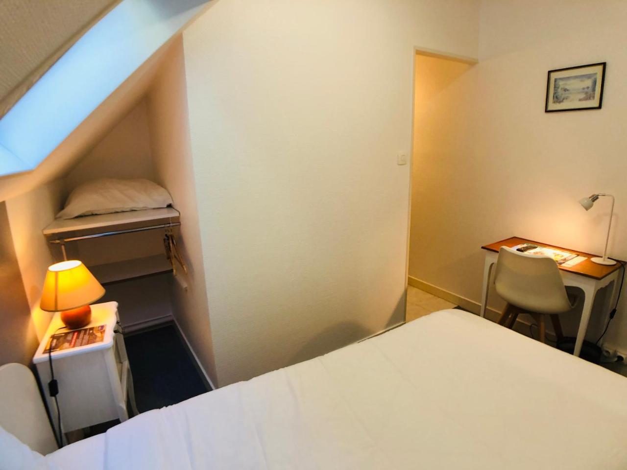 Cit'Hotel Le Volney Saumur Kültér fotó