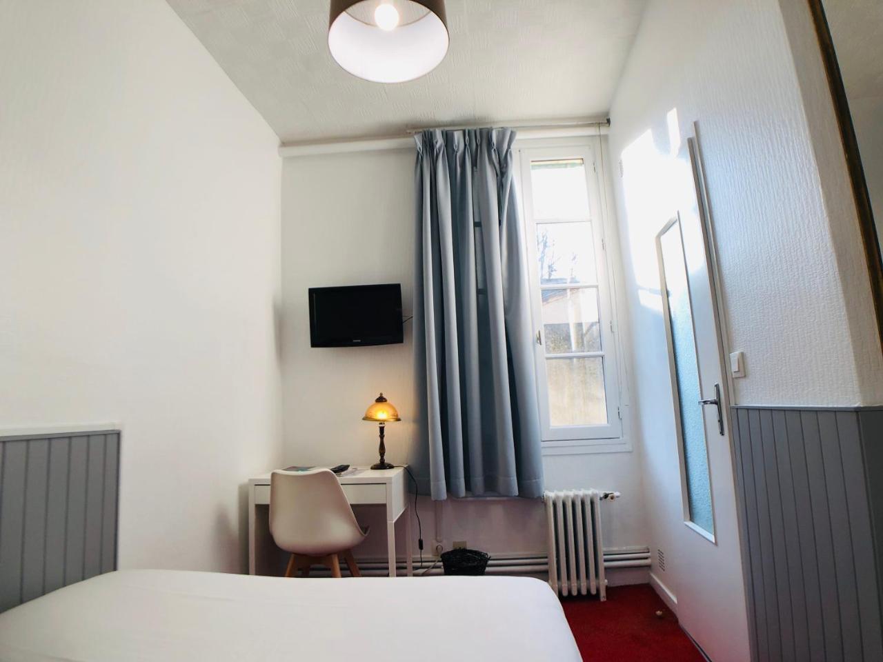 Cit'Hotel Le Volney Saumur Kültér fotó
