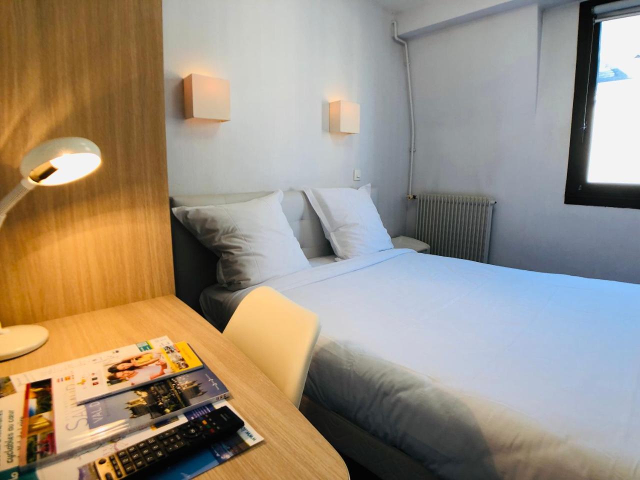 Cit'Hotel Le Volney Saumur Kültér fotó