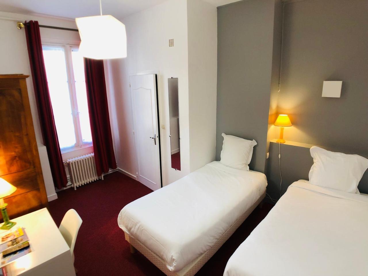 Cit'Hotel Le Volney Saumur Kültér fotó
