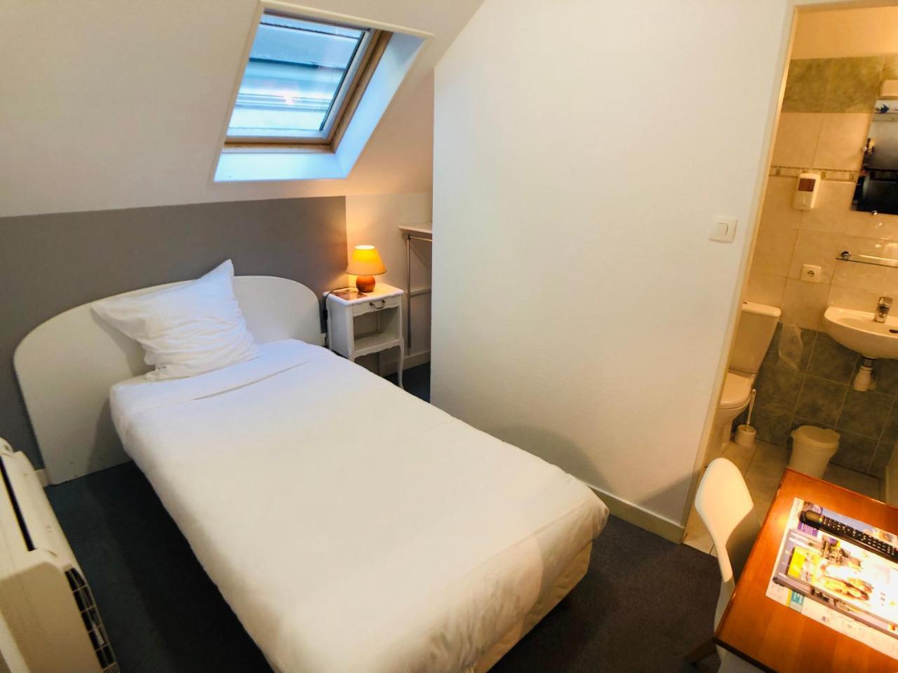 Cit'Hotel Le Volney Saumur Kültér fotó